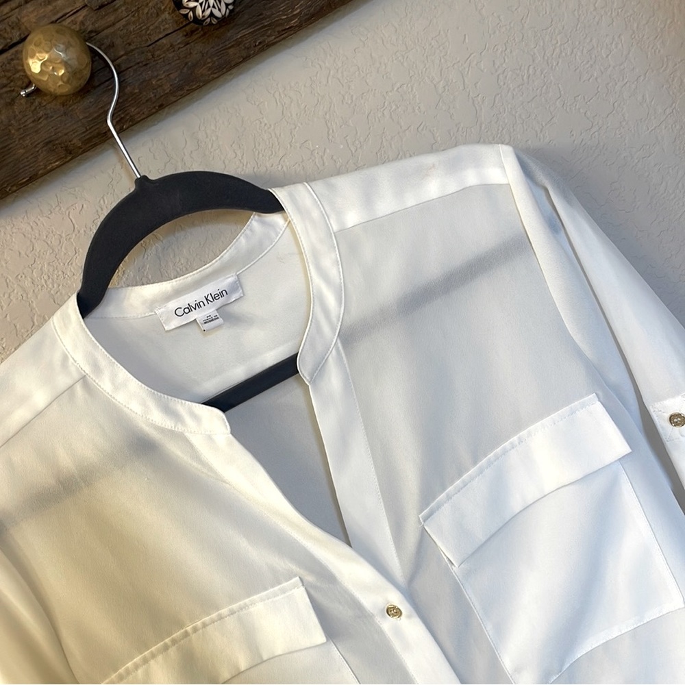 Calvin Klein Blouse 🤍